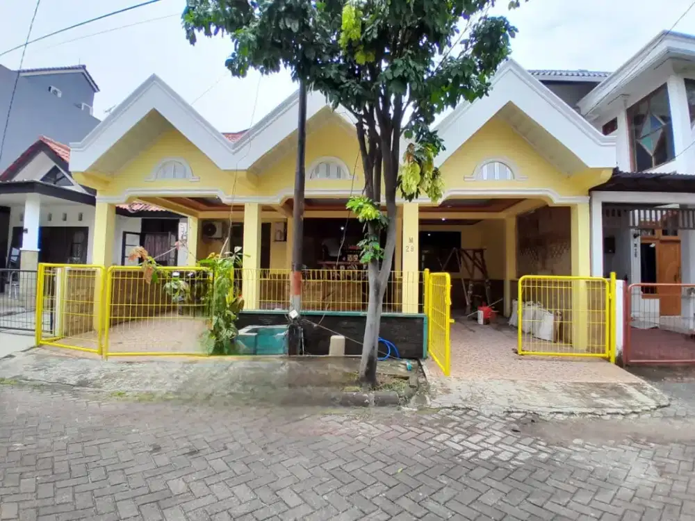 Disewakan Rumah di Kemang Pratama Bekasi Selatan