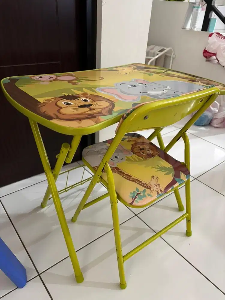 MEJA BELAJAR ANAK (ACE HARDWARE)