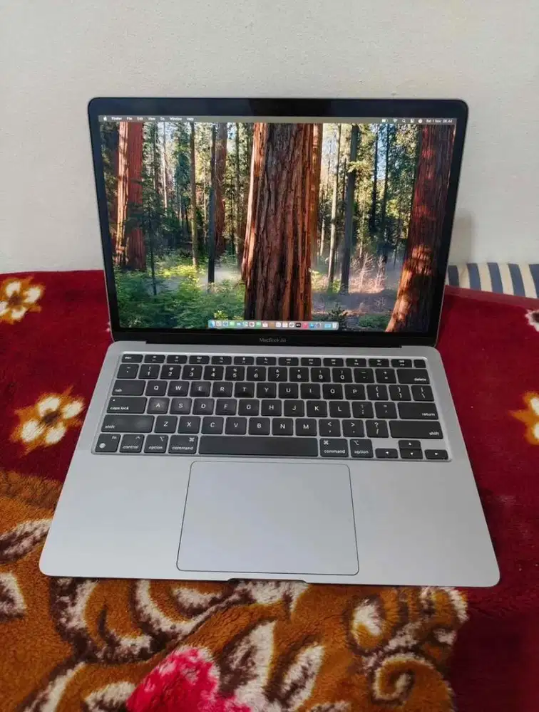 MACBOOK AIR 13INCH 2020 M1