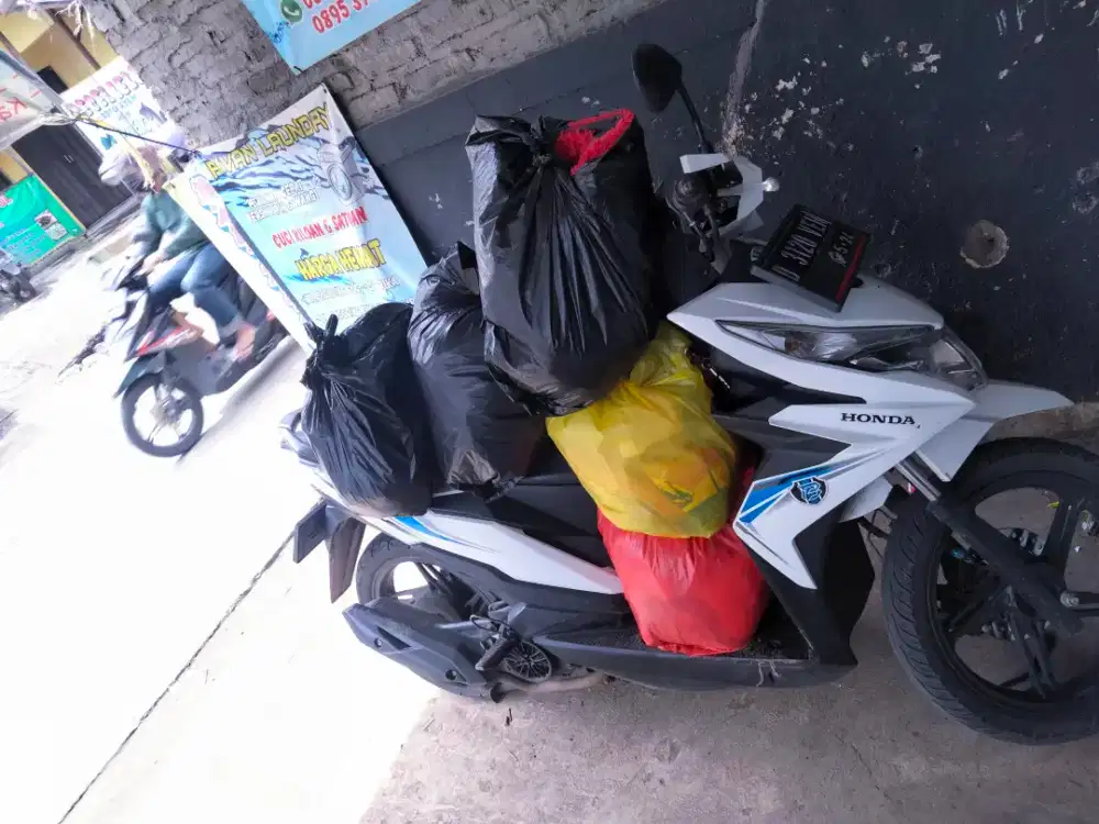 Over usaha laundry berjalan banyak konsumen