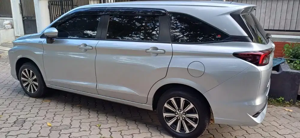 TOYOTA NEW AVANZA A/T 2023 BENSIN