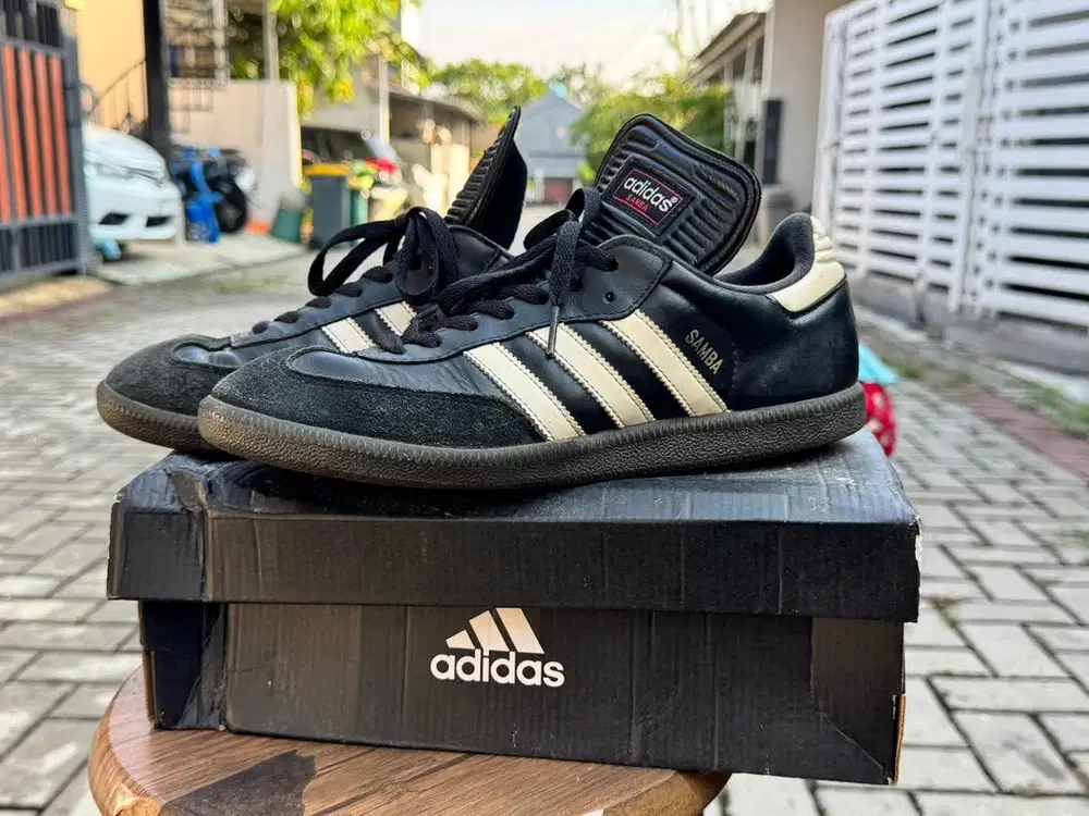 Adidas samba classic