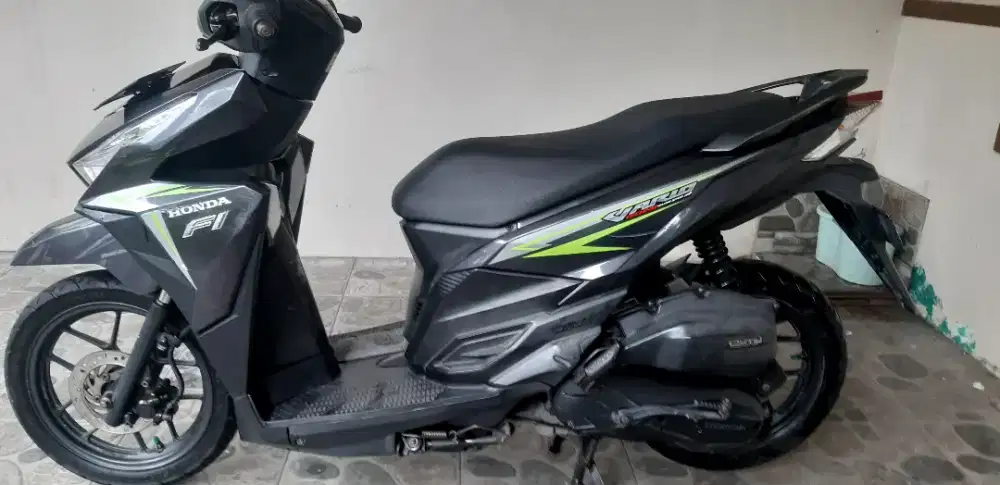 Vario Tahun 2017 Hitam Hijau