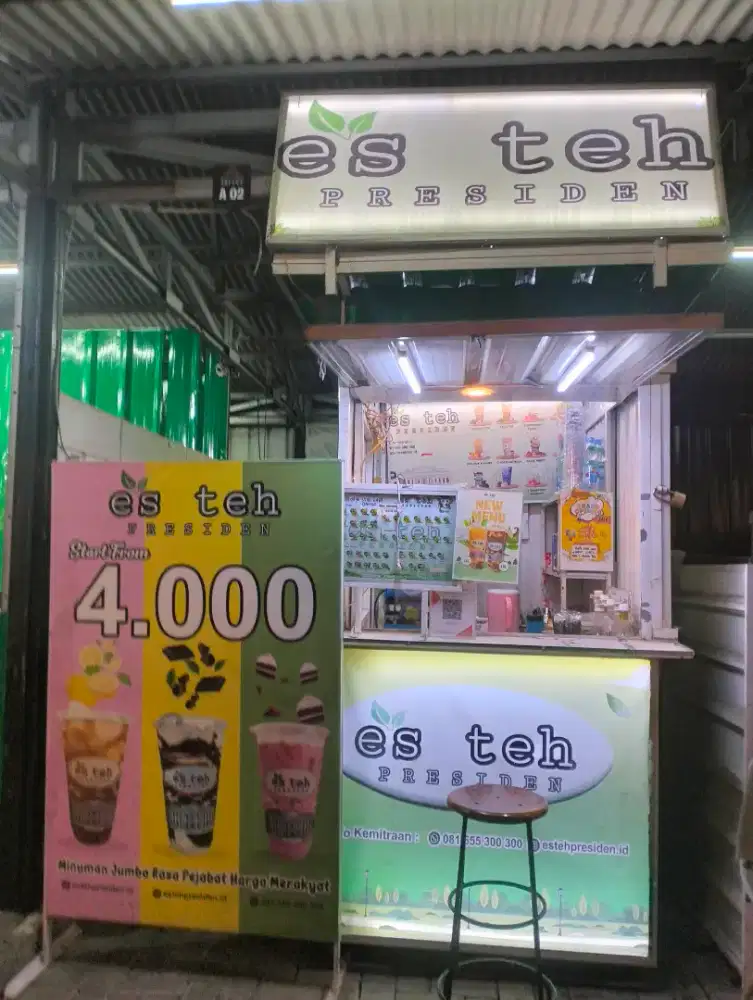 Kontainer es teh president