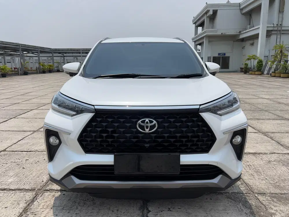 [DP 30JT] TOYOTA VELOZ Q CVT 2022 PUTIH ISTIMEWA TT 2021 AT NON TSS