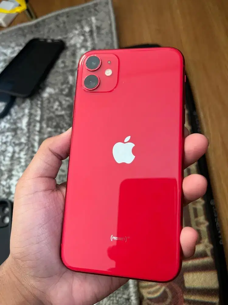 iPhone 11 Merah 64Gb