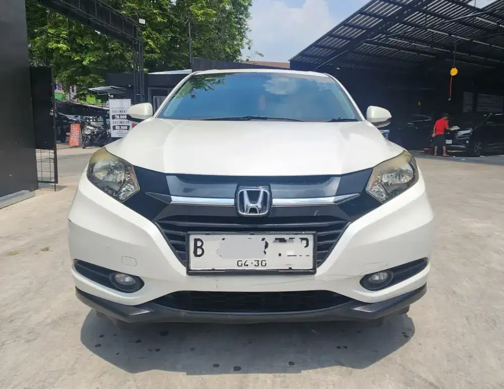 Jual cepat!  Honda HR-V 1.5 E CVT 2015