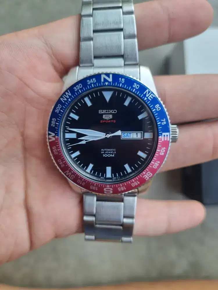 Seiko 5 Sport Warna Pepsi Dial Black SRP661K1