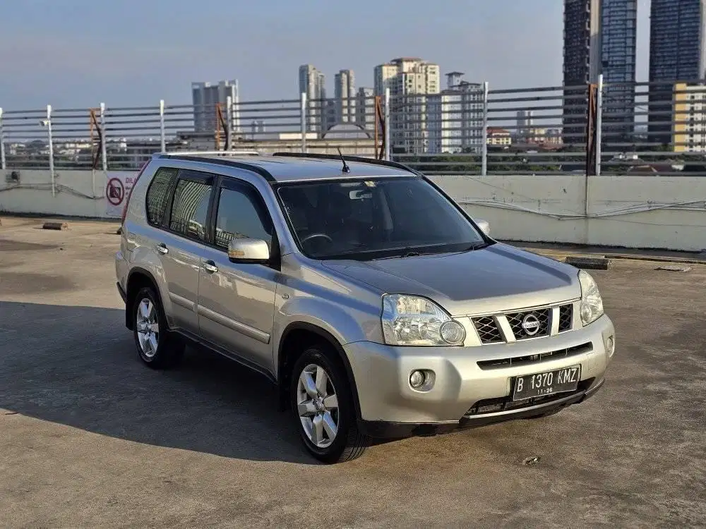 Nissan Xtrail ST 2009 a/t murah