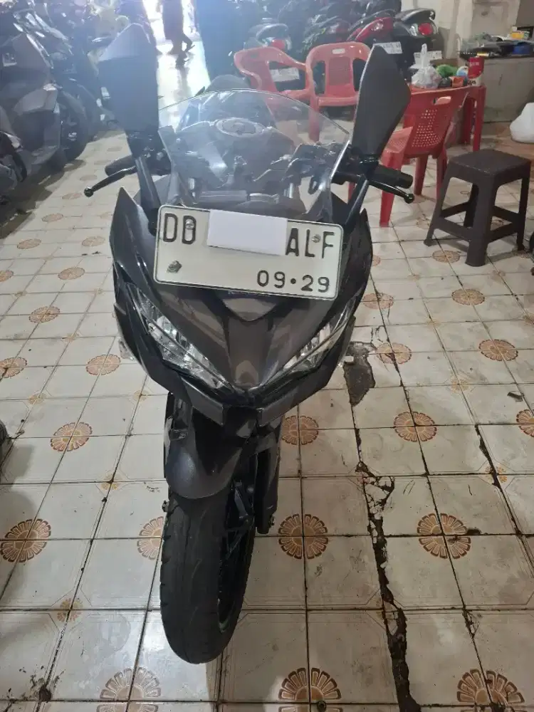 Kawasaki Ninja 250cc 2023 abu-abu