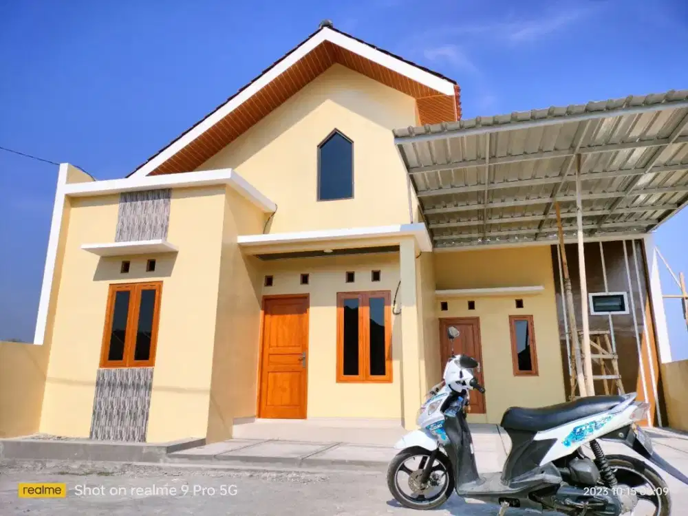 JUAL RUMAH MEWAH CLUSTER KERTONATAN KARTASURA SUKOHARJO DEKAT UIN SOLO