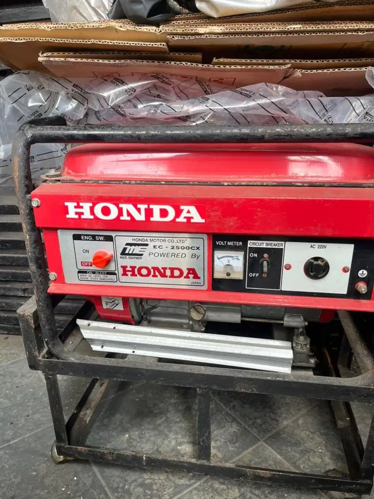 Genset Honda EC-2500CX – Manual Starter, 220V, Barang Bekas Normal