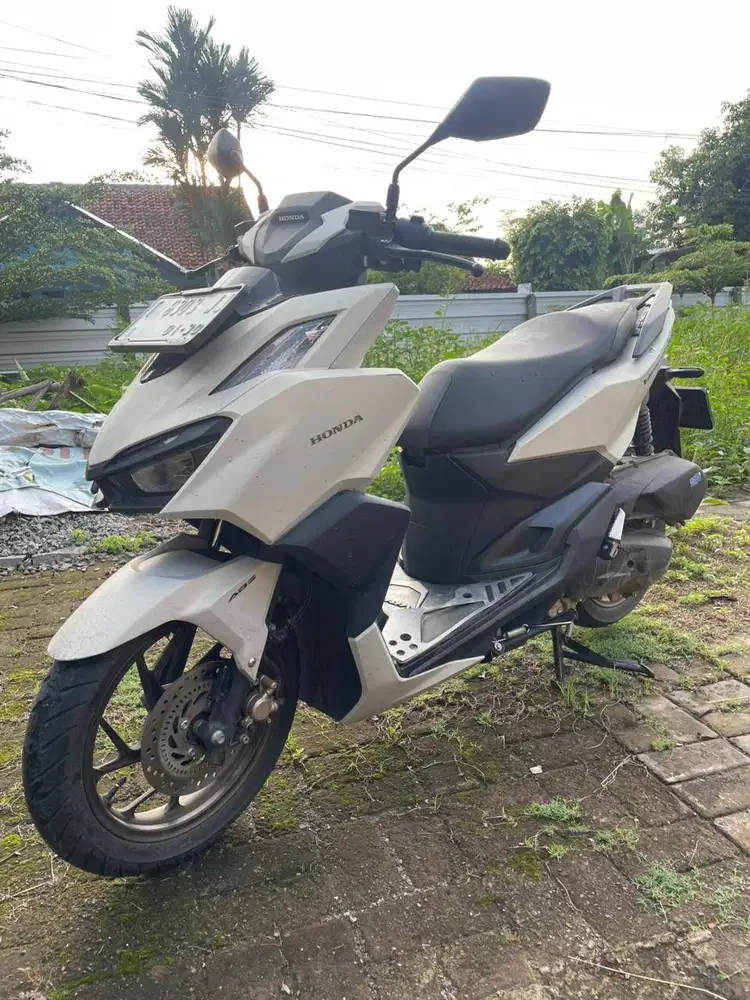 Honda vario 160 abs 2024 pemakaian 2025 km rendah 1 nama dari baru TCS