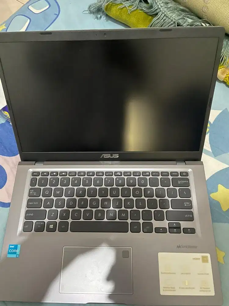 ASUS X415 | i3 | RAM 8GB | SSD 256GB