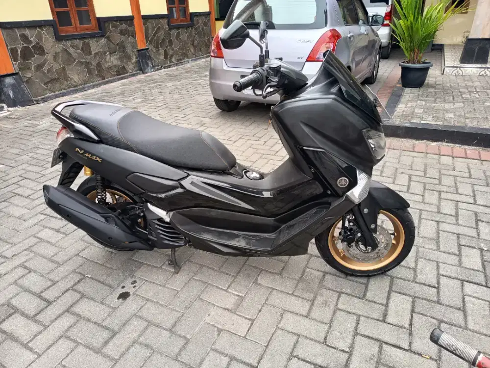 N max hitam doff favorit 2018