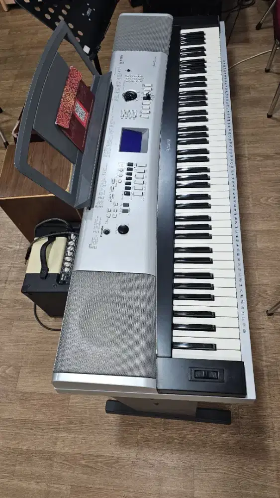 Yamaha Keyboard Portable Grand DGX 530