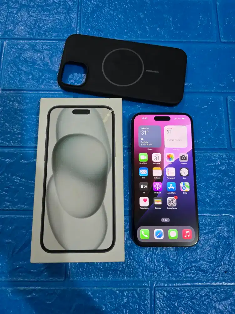 IPhone 15 plus 128gb IBox Lengkap Mulus Normal