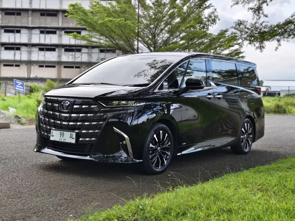 Toyota Alphard 2024 Hybrid