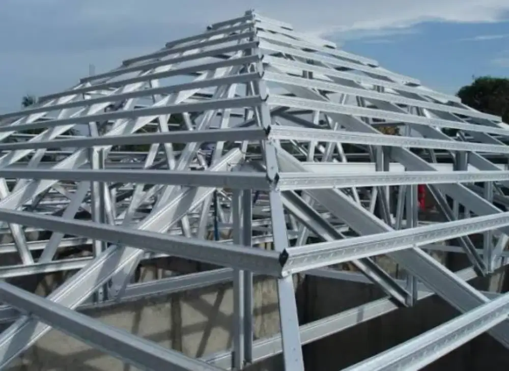 Pemasangan Atap Bajaringan Dan Plafon Pvc