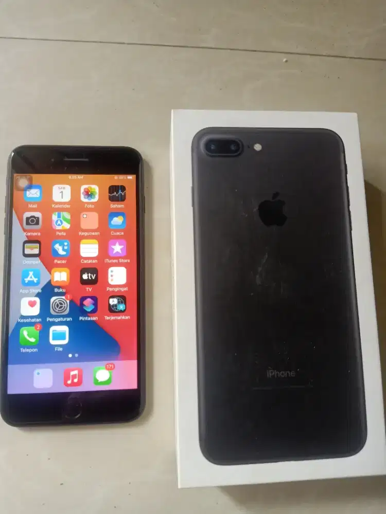 iPhone 7 plus 128 Black ,ibox