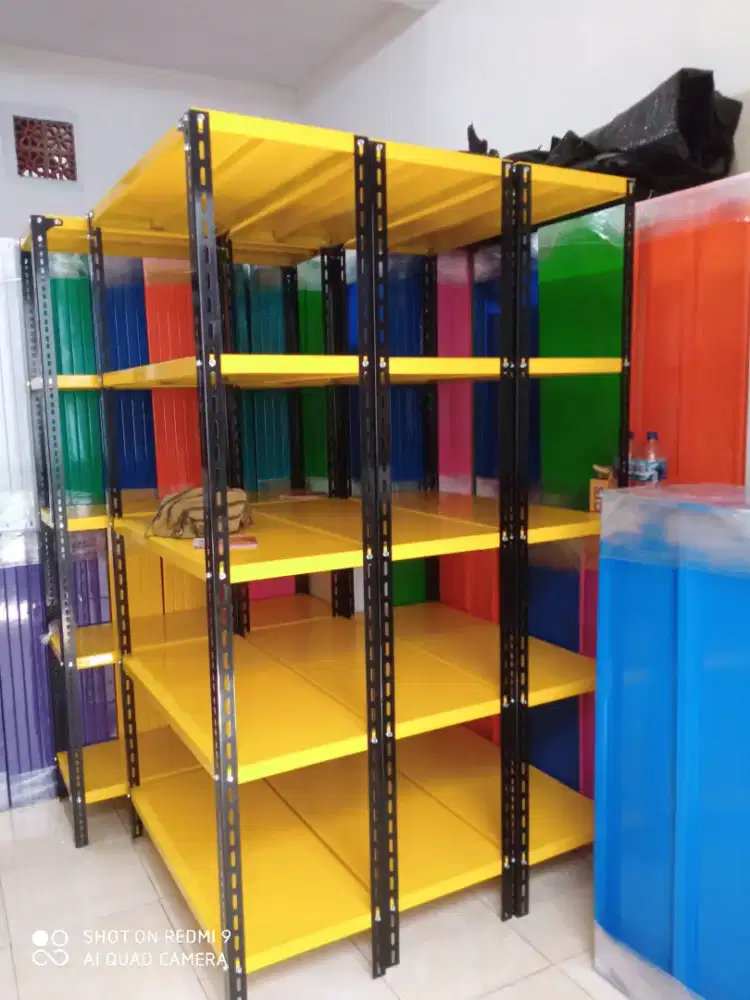 Rak besi rak buku rak gudang