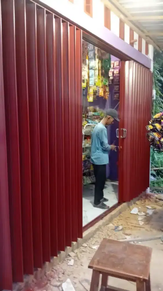 Pintu Harmonika atau Folding Gate Murah
