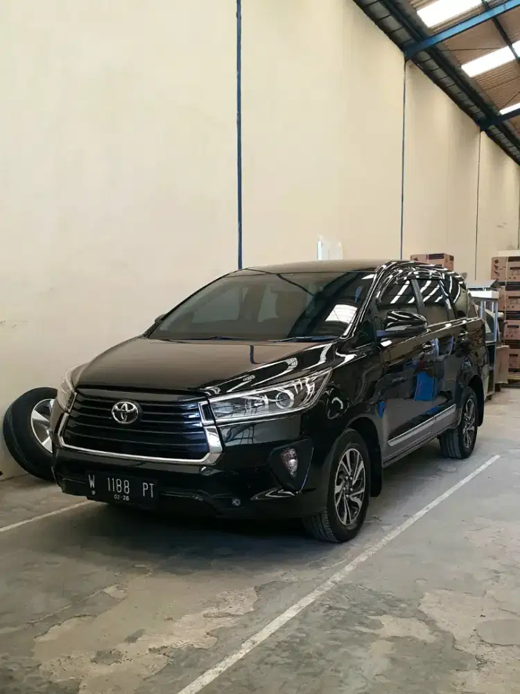 Innova V 2.4 A/T 2021