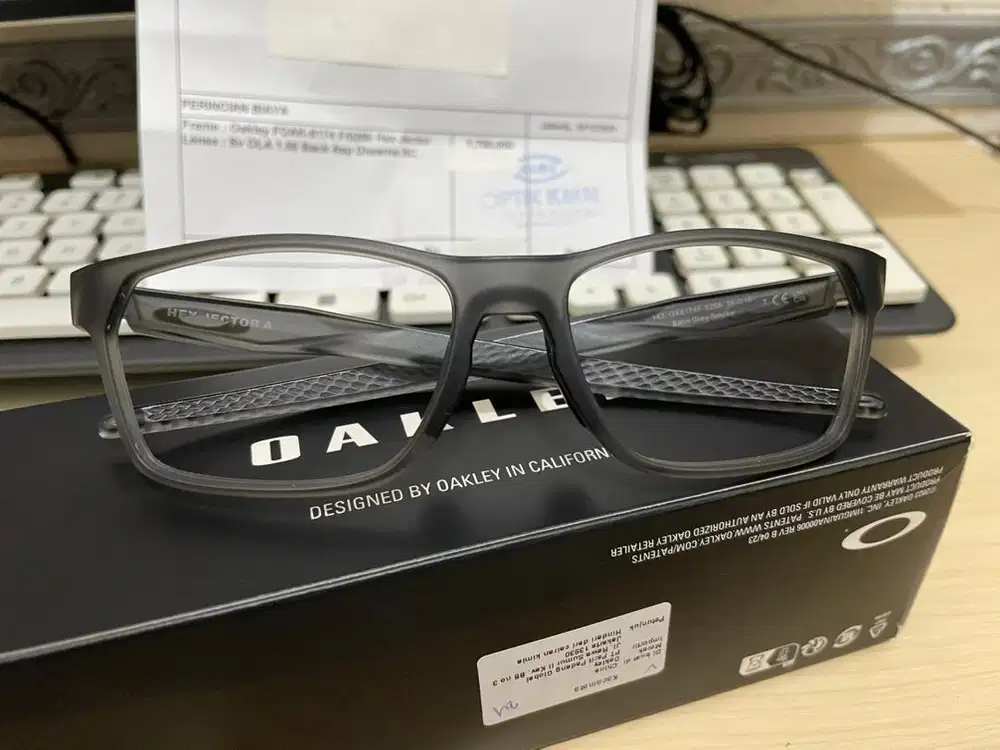 Kacamata Oakley Hex Jector A OX8174F 56-16 Original EX Pribadi Likenew