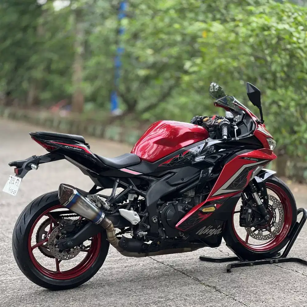 KM LOW! KAWASAKI ZX25R ABS TFT MERAH 2023 PAJAK PANJANG SIAP GASPOL