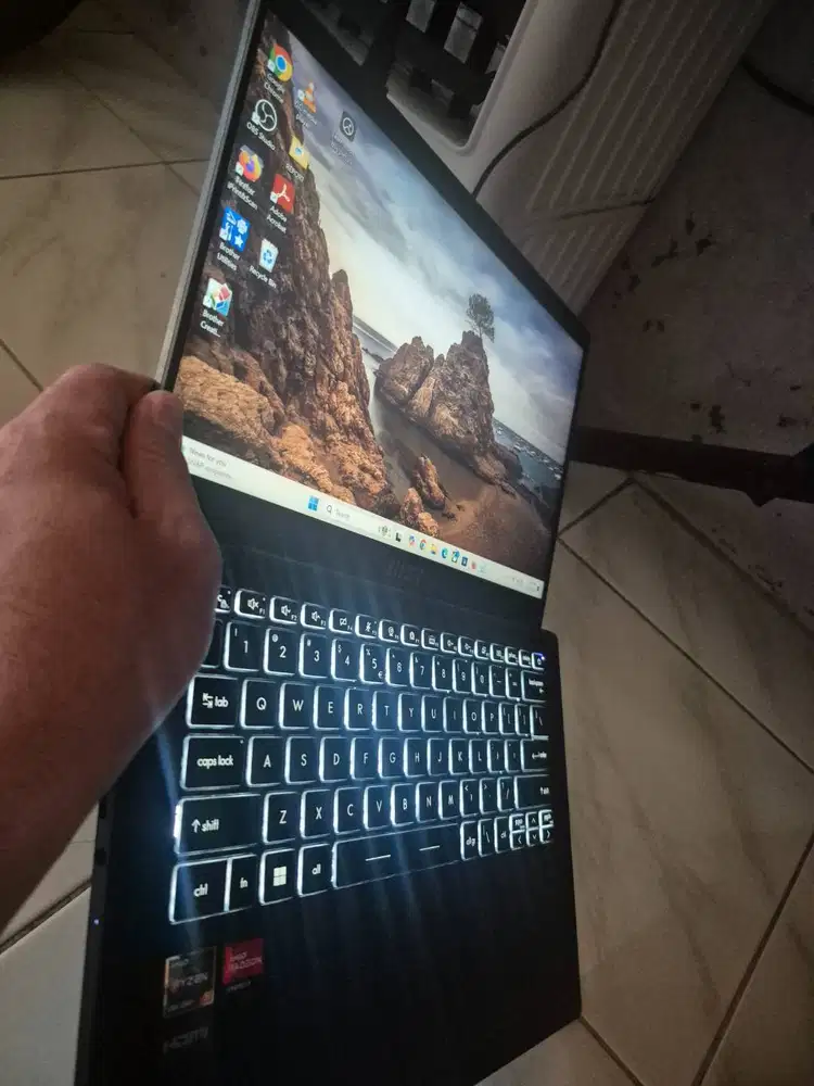 Laptop Second - MSI 14 C5M