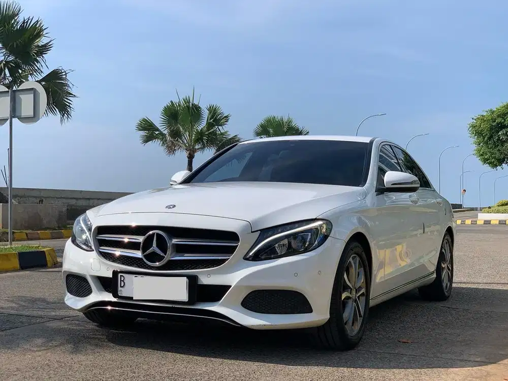 (CASH) Mercedes C200 NIK 2017 Hitam