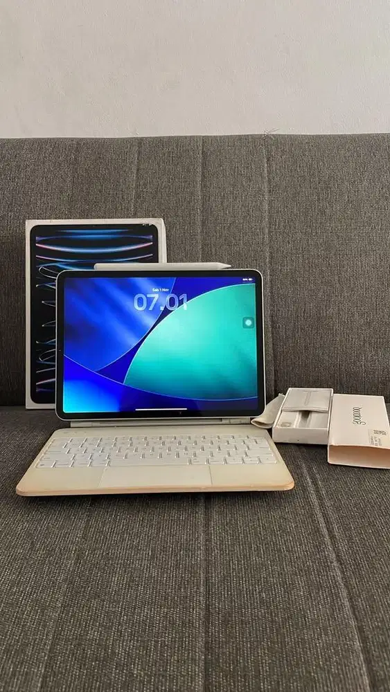 Ipad pro M2 gen 4 128gb 11 inch wifi only