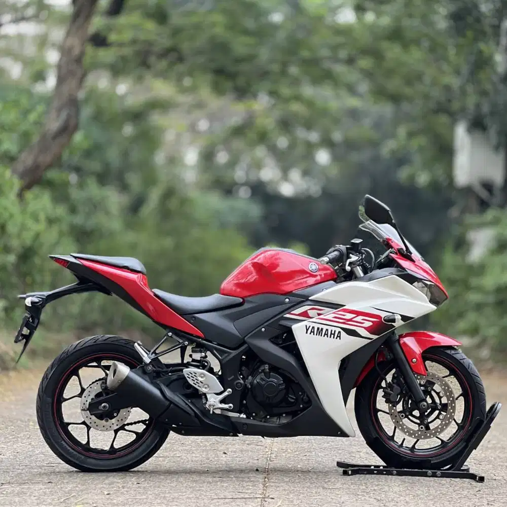 YAMAHA R25 V1 MERAH PUTIH 2015 KM RENDAH PAJAK PANJANG SUPERB