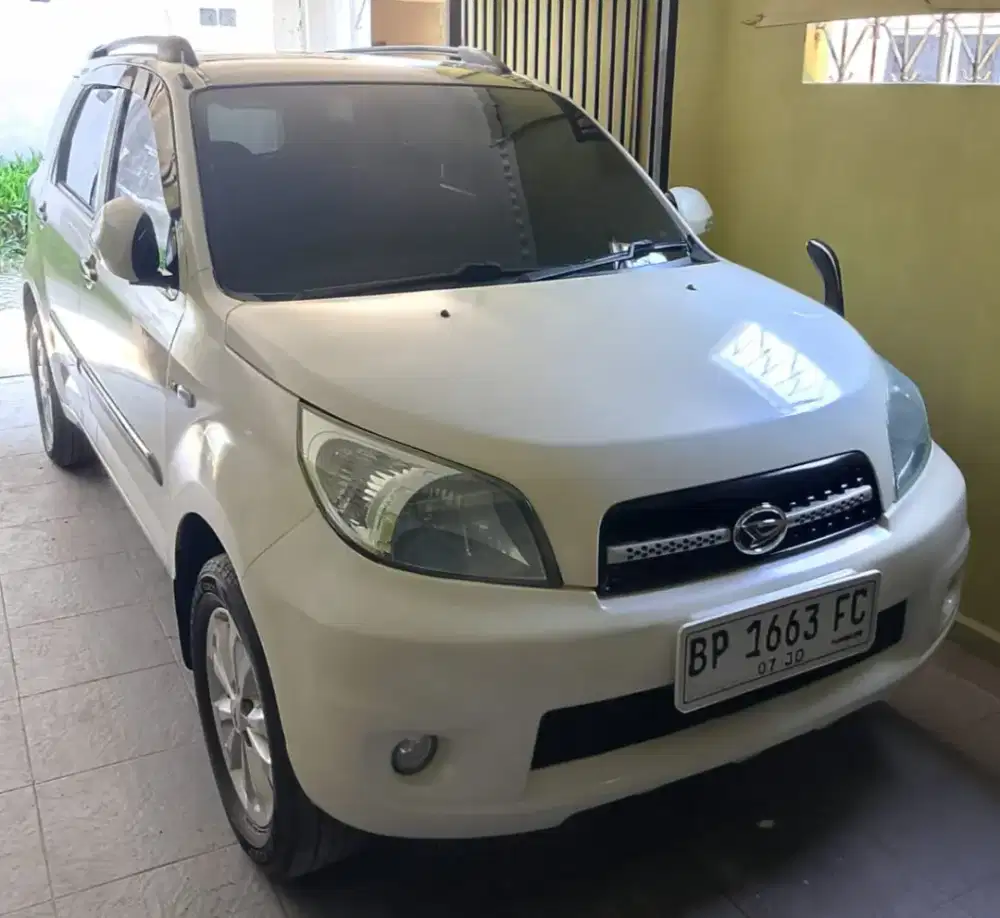 Di jual mobil Daihatsu Terios type TS tahun 2013