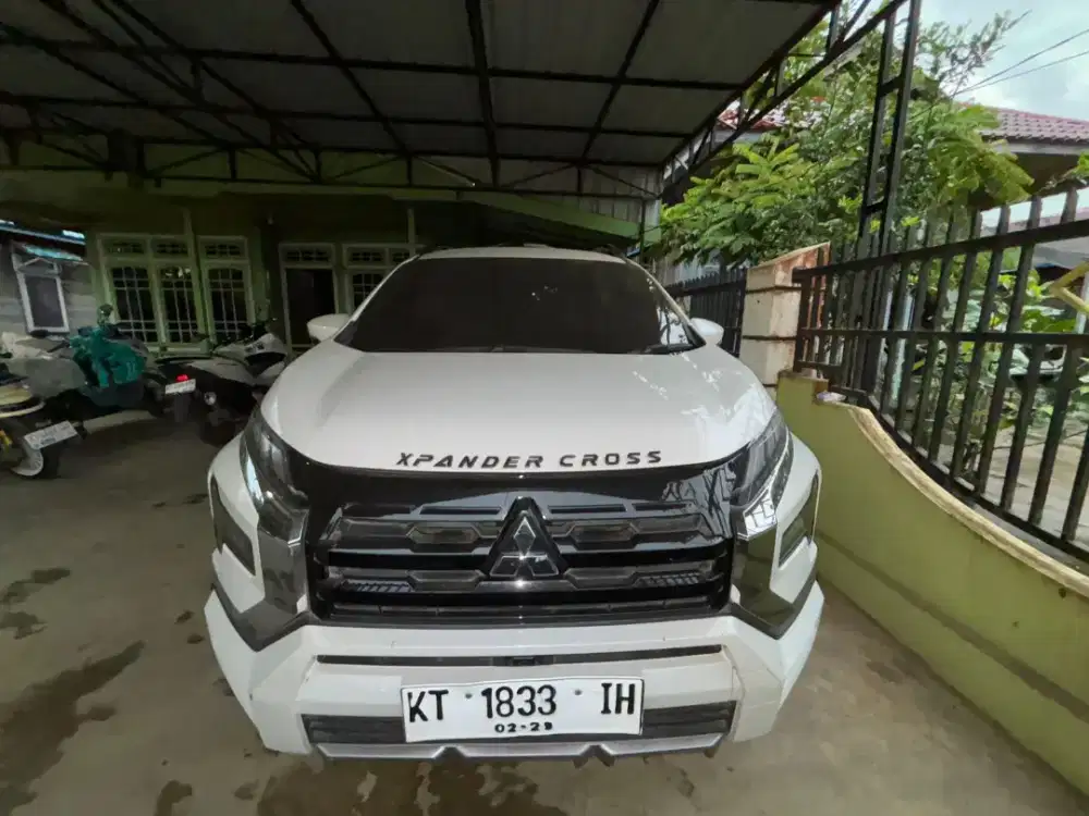 XPANDER CROSS 2024 NEGO