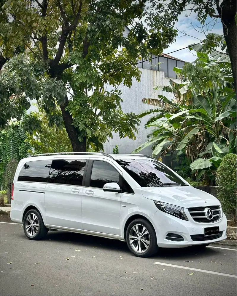 Mercedes Benz V220 D Diesel Solar Putih 2016 Antik Tdp Murmer Ori Baru