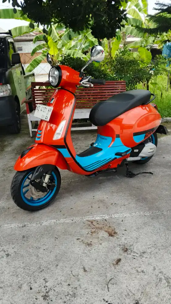 Vespa Primavera vibe color