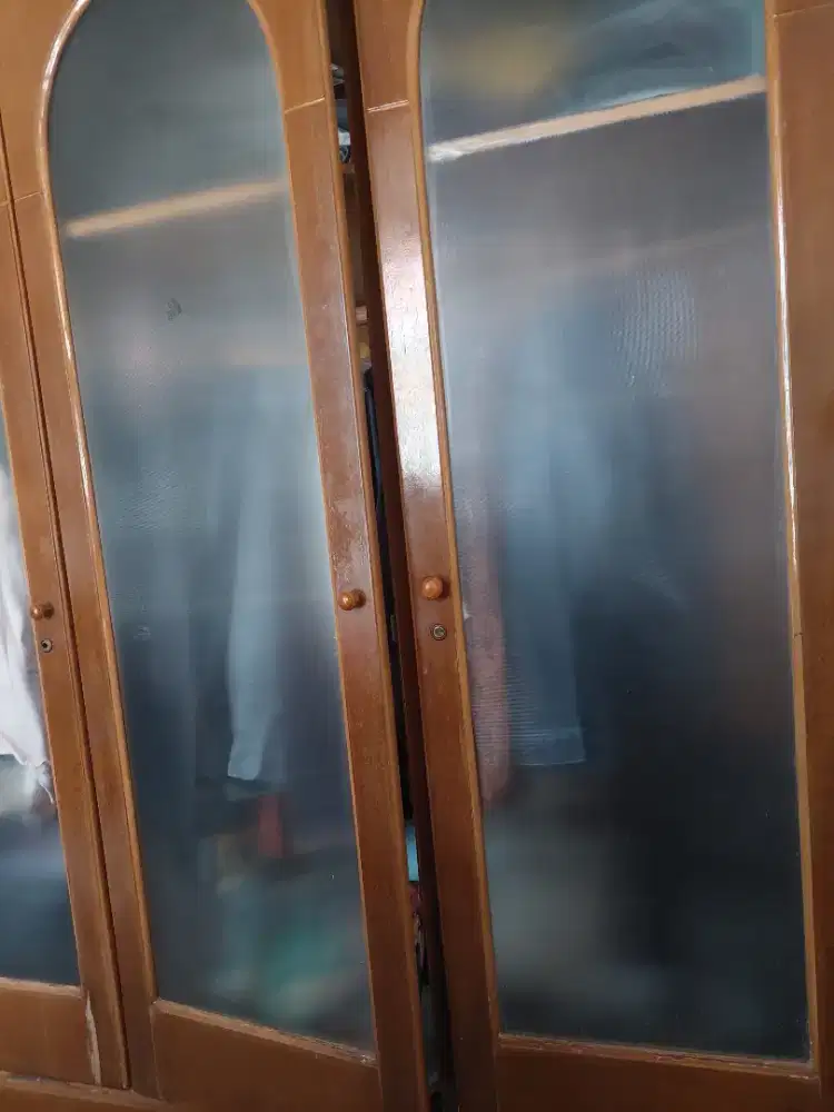 CARI PEKERJAAN DIREKTUR