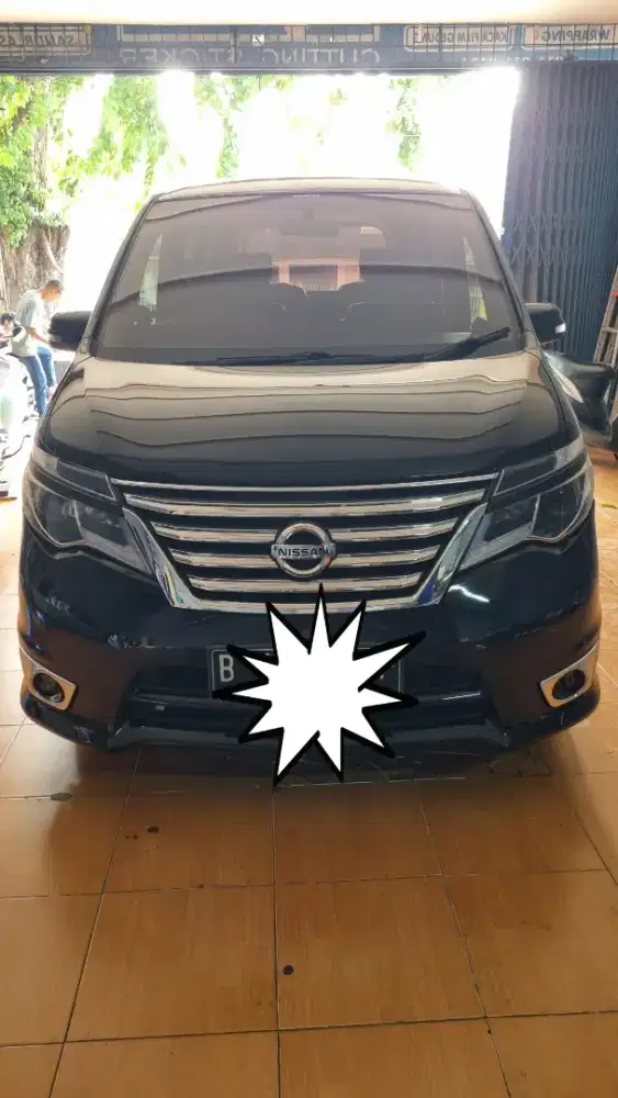Dijual Nissan Serena HWS 2015