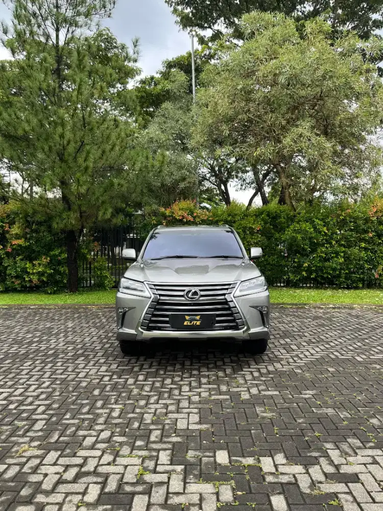 Lexus LX 570 Luxury 2018