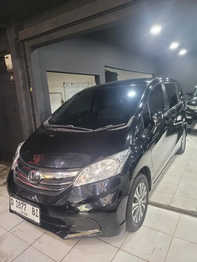 Honda Freed 2012 Bensin
