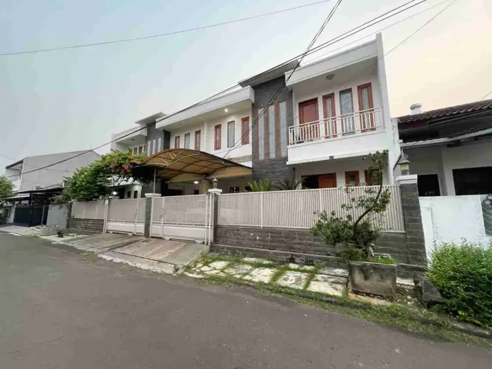 DIJUAL RUMAH TINGGAL GANDENG SIAP HUNI SEKTOR 2 BINTARO JAYA TANGSEL.