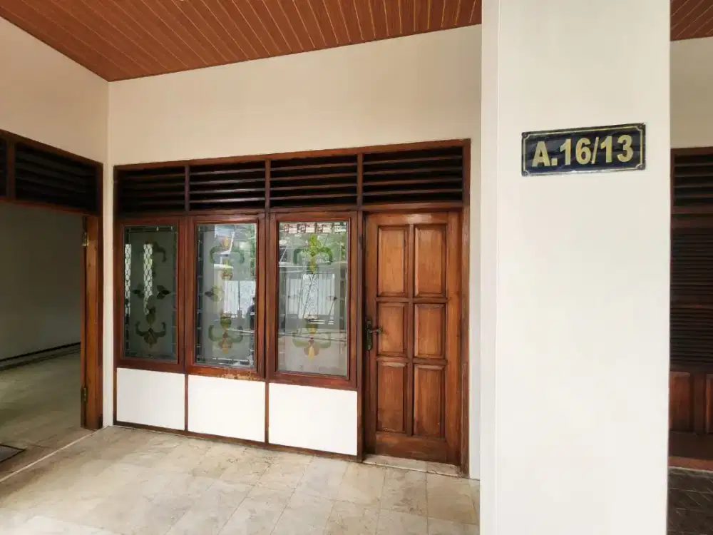 akan disewakan rumah di TMI A 16 no 13, kembangan, Jakbar