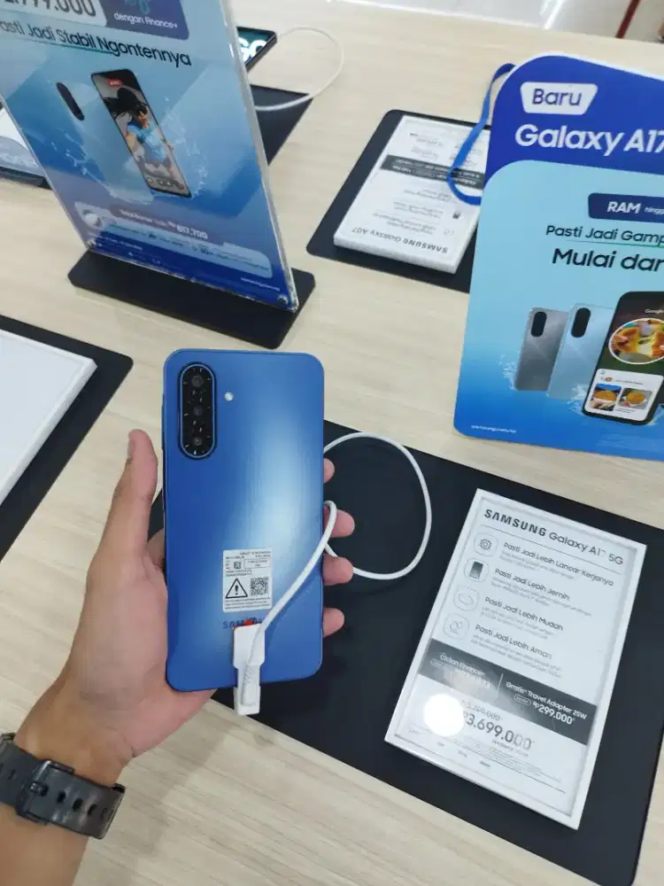 Pusat cicilan handphone & Tablet Cimindi