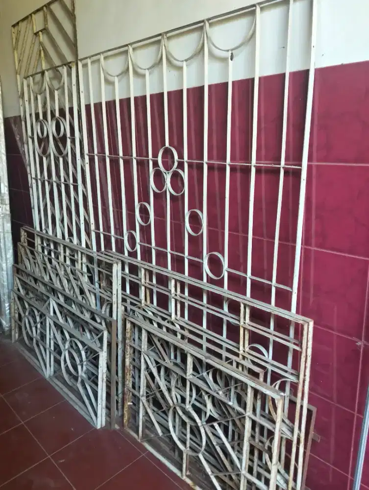 Dijual TERALIS bekas milik