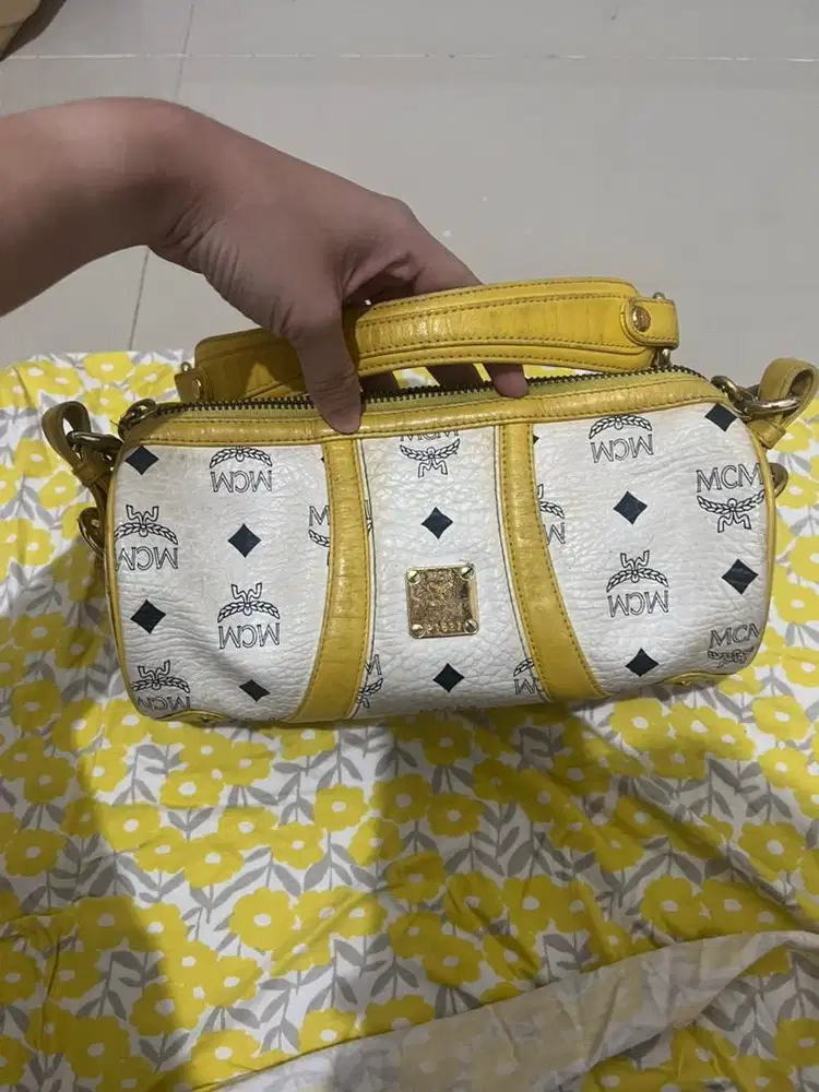 MCM Munchen Visetos Yellow White