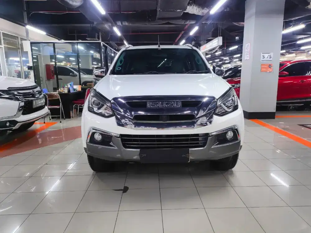 Isuzu mux premier 2019