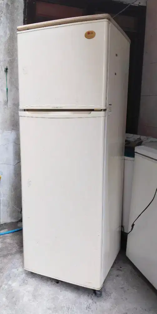 Kulkas 2pt LG Nofros mesin Halus original,.