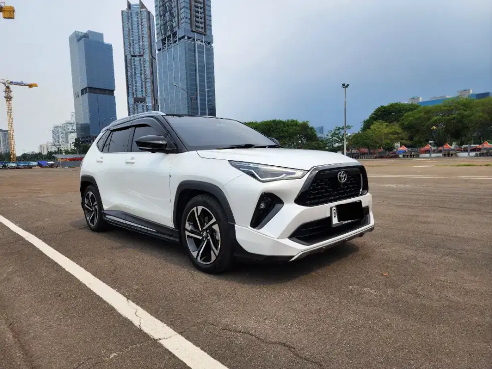 TOYOTA YARIS CROSS GR SPORT HYBRID TWO TONE AT 2023