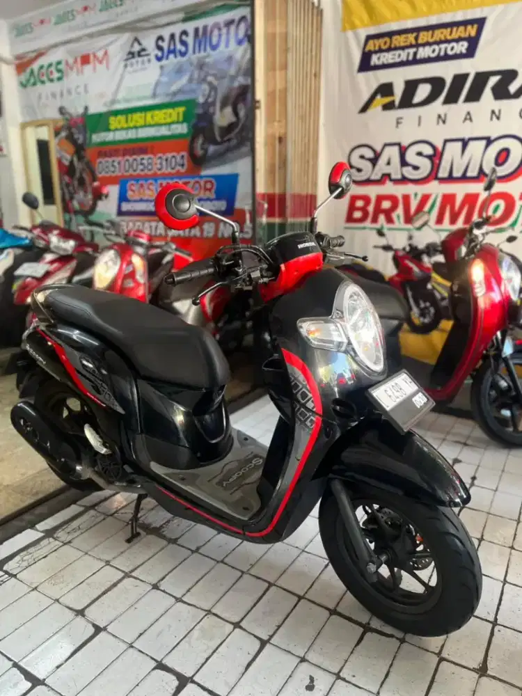 HONDA SCOOPY 2020 SAS MOTOR JL. BARATAJAYA 19 NO 5